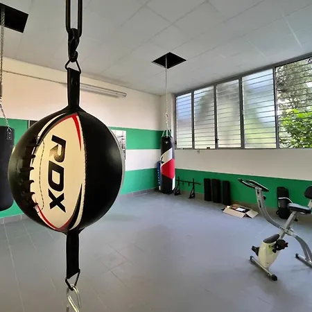 For 4 With Gym, Bovisa Lägenhet Milano