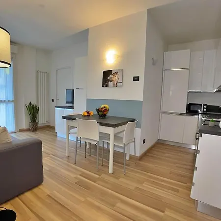 Lägenhet For 4 With Gym, Bovisa Milano