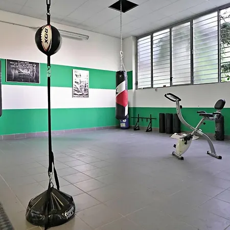 For 4 With Gym, Bovisa Lägenhet
